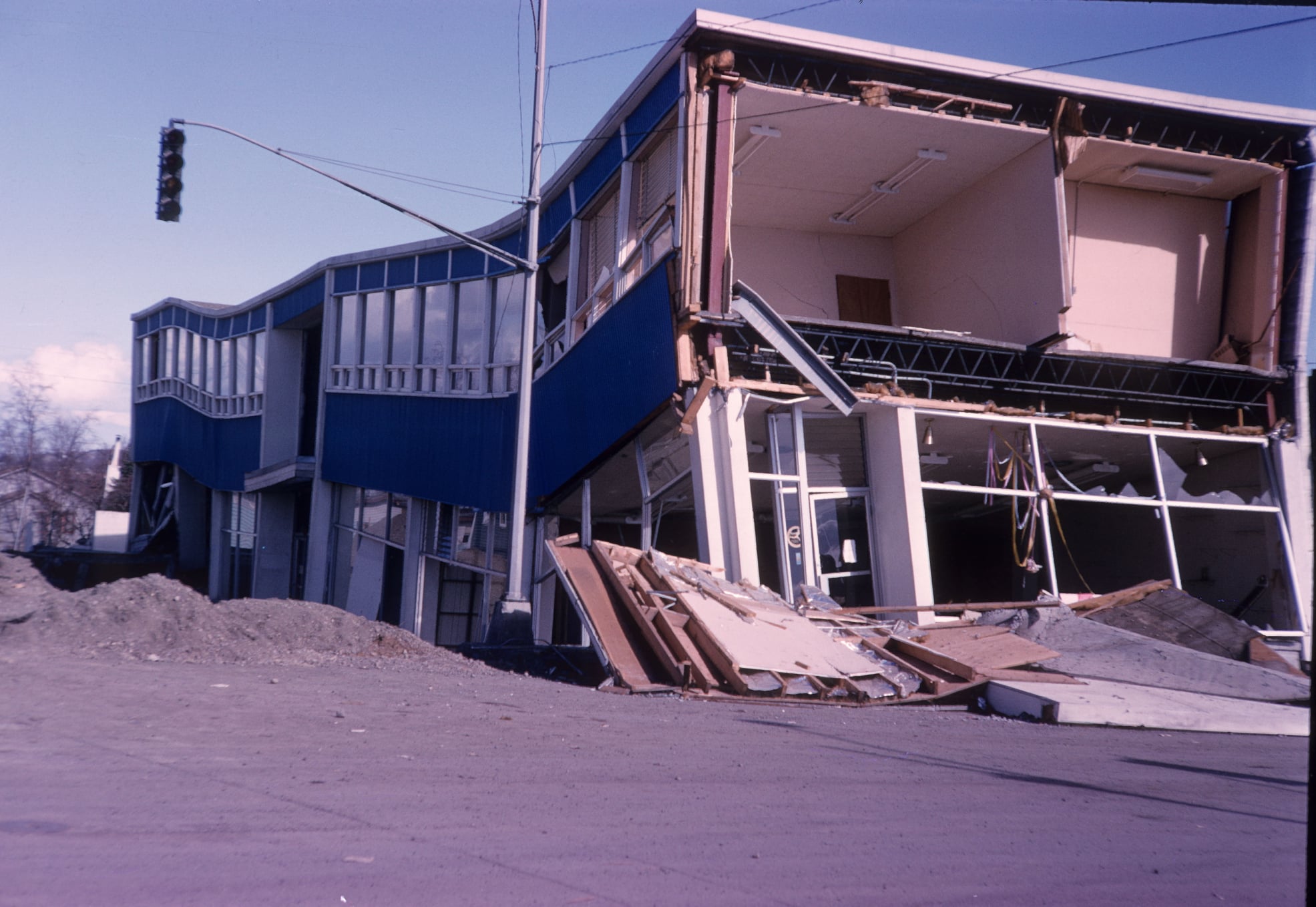 damaged bagoy florist building